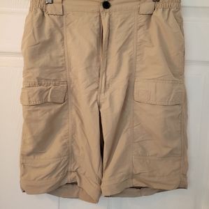 KHAKI CARGO SHORTS